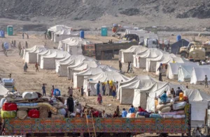 پاکستان دستور بستن پنج کمپ مهاجرین افغانستانی در خیبر پختونخوا را صادر کرد