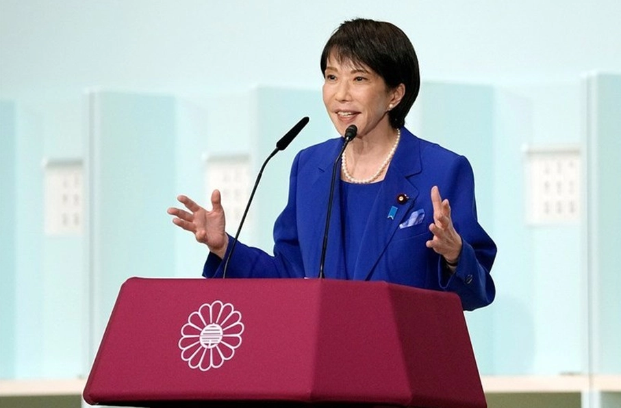سانائه تاکایچی، اولین نخست‌وزیر زن جاپان
