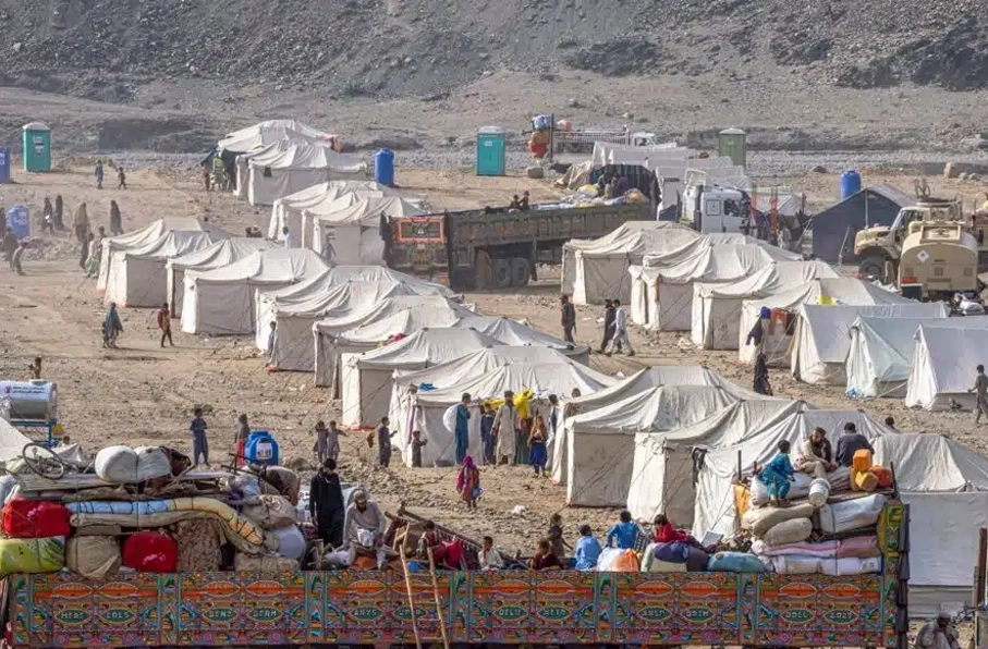 پاکستان دستور به تعطیلی فوری اردوگاه‌های مهاجران افغان در خیبر پختونخوا داد
