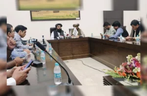 دهلی‌نو: متقی در حذف زنان از نشست خبری نقشی نداشته است