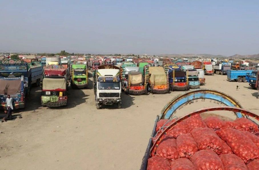 زیان ۱۲۲.۵ میلیونی با تداوم انسداد مرزها میان افغانستان و پاکستان