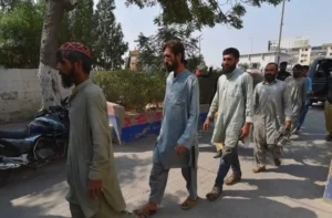 پولیس پنجاب بازداشت مهاجران افغان را آغاز کرد