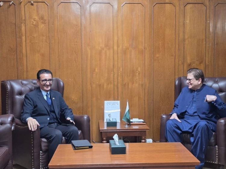 Tajikistan and pakistan