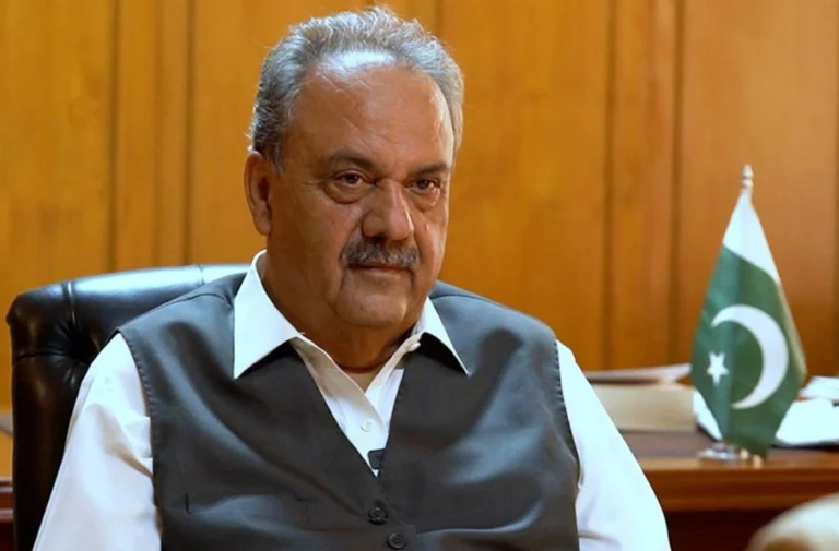 آصف درانی: طالبان کنترل افغانستان را ازدست داده‌اند