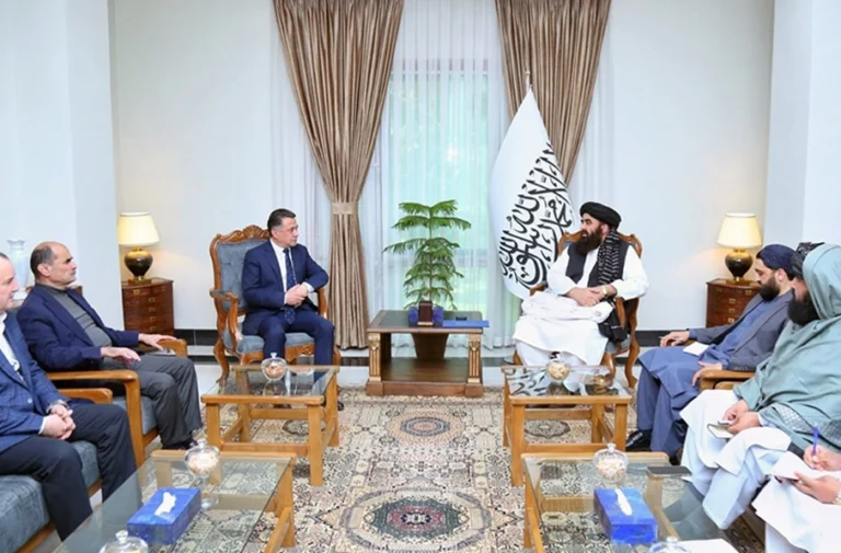 تأکید مقامات طالبان و تاجیکستان بر تقویت روابط دوجانبه