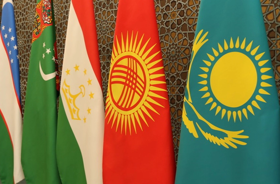 هفتمین نشست مشورتی سران کشورهای آسیای مرکزی امروز در تاشکند با حضور رهبران شش کشور منطقه آغاز شد؛ نشستی که قرار است محور آن تقویت همکاریهای اقتصادی و امنیتی و بررسی پروژههای مشترک میان دولتهای منطقه باشد.