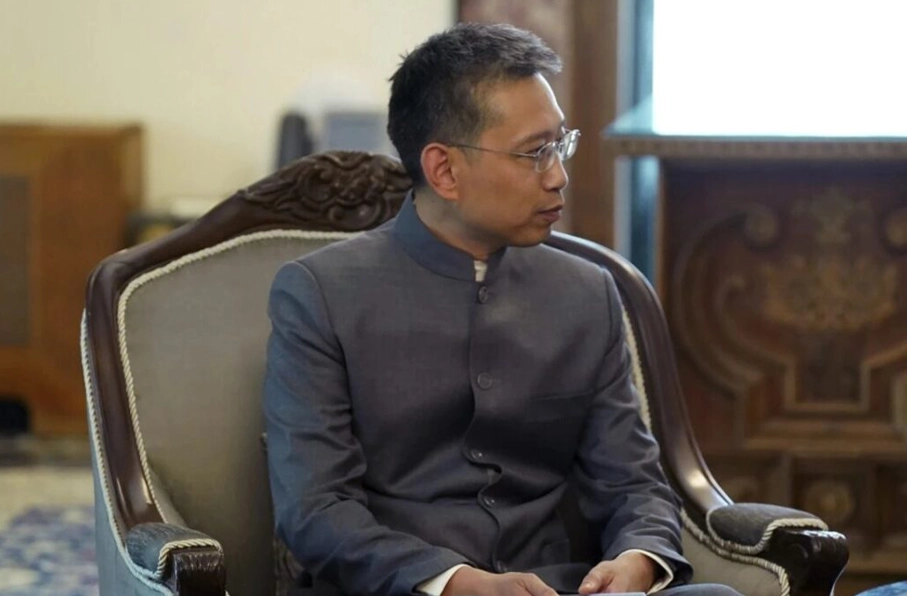 سفیر چین در کابل: چین قاطعانه در کنار افغانستان ایستاده است