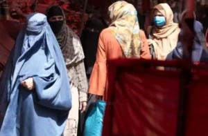 موج تازه محدودیت‌ها علیه زنان افغانستان؛ زنان بدون برقع حق ورود به ادارات دولتی را ندارند