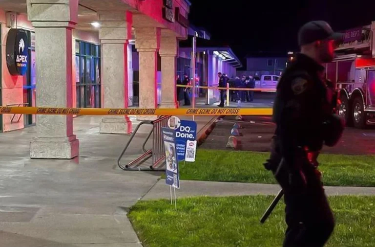 تیراندازی در کالیفرنیا چهارده کشته و زخمی برجا گذاشت