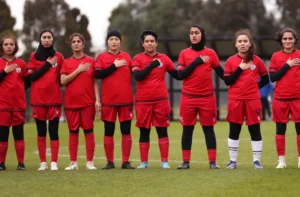 دیدبان حقوق بشر: بازگشت زنان افغان به فوتبال، یک پیروزی حقوق بشری است