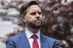 معاون رئیس‌جمهور امریکا خواستار تشدید اخراج مهاجران افغان شد