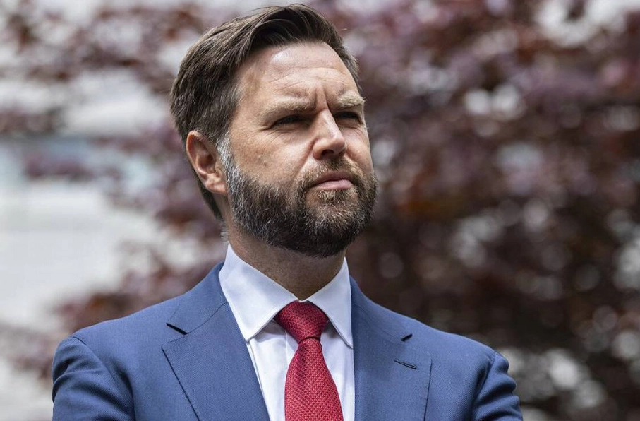 معاون رئیس‌جمهور امریکا خواستار تشدید اخراج مهاجران افغان شد