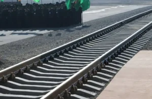 مذاکرات اوزبیکستان و پاکستان درباره ایجاد مسیر ریلی چندوجهی از طریق افغانستان 