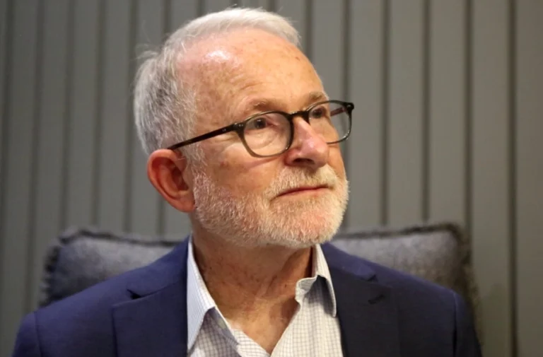 ریچارد بنت: عمل یک فرد نباید جامعه افغانستان را مجازات کند