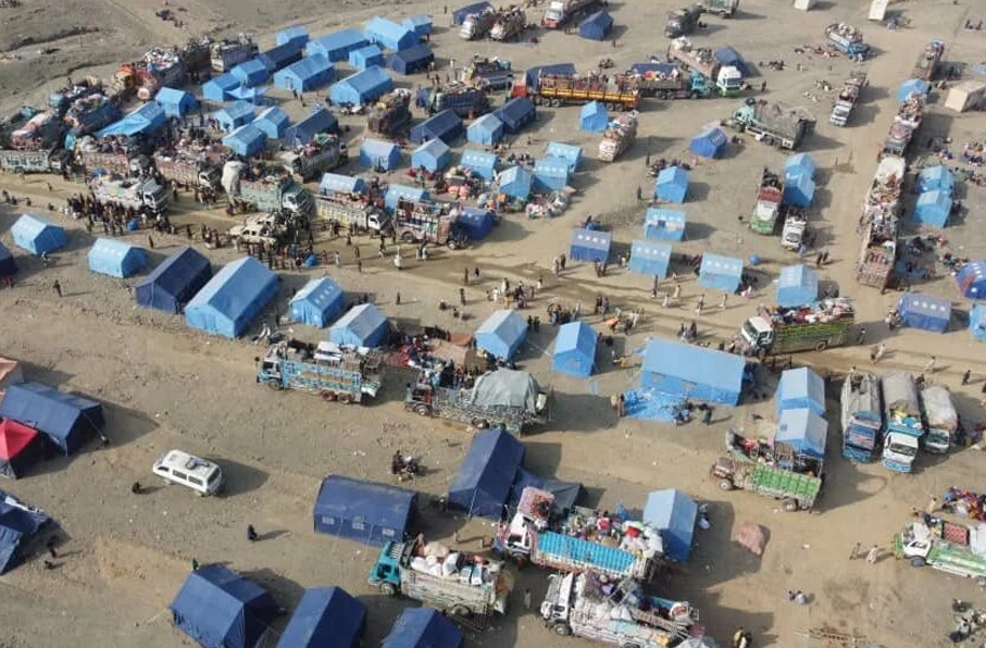 بازگشت بیش از ۱۰ هزار مهاجر افغان در یک روز به کشور