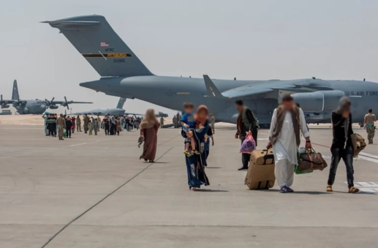 دولت امریکا: مهاجران افغان، سخاوت را با خشونت پاسخ دادند