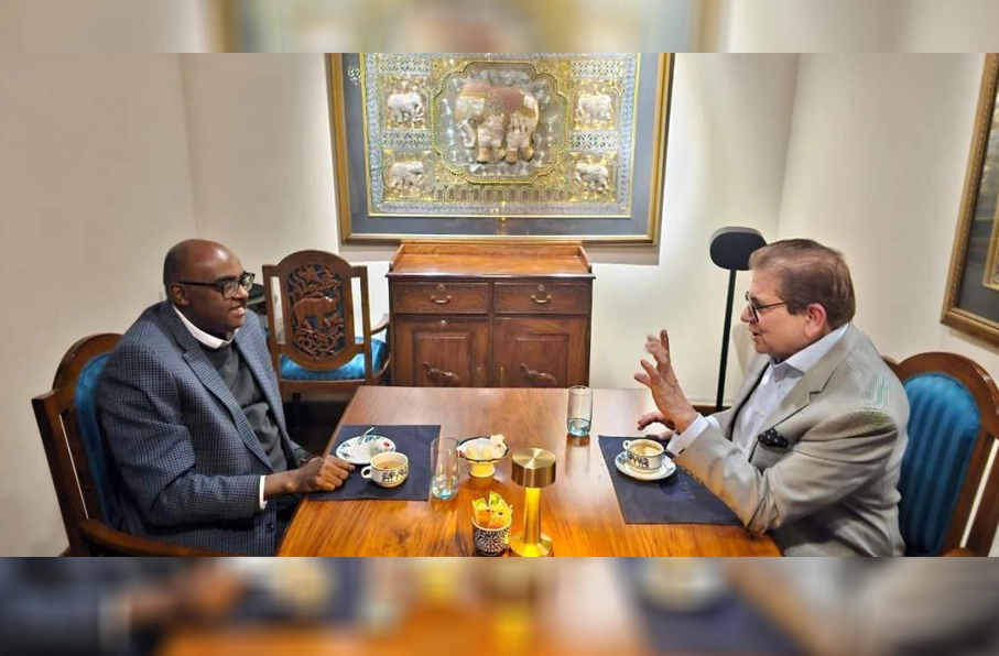 رایزنی اسلام‌آباد و سازمان همکاری اسلامی درباره وضعیت افغانستان