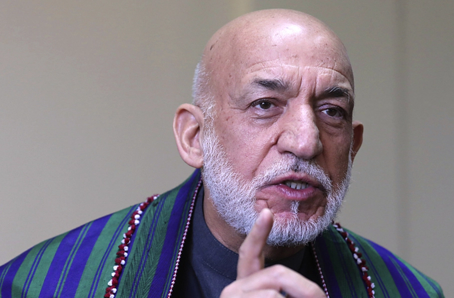 کرزی: پاکستان از تکرار سیاست‌های مخرب و خصمانه خودداری کند