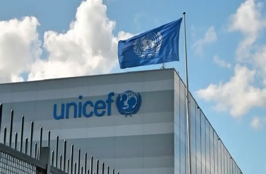 یونیسف: افغانستان در آستانه بزرگترین بحران تغذیه کودکان در جهان است