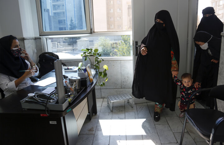 الزام بیمه سلامت برای اتباع خارجی مجاز در ایران