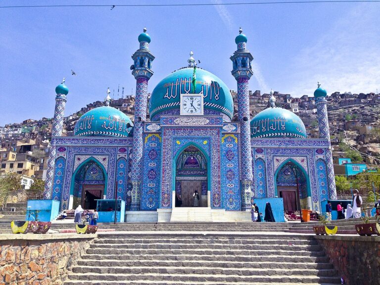 Sakhi_mosque_Kabul