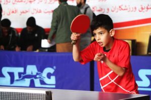 رقابت‌های تنیس روی میز در کابل آغاز شد: حضور ورزشکاران معلول در کنار دیگران