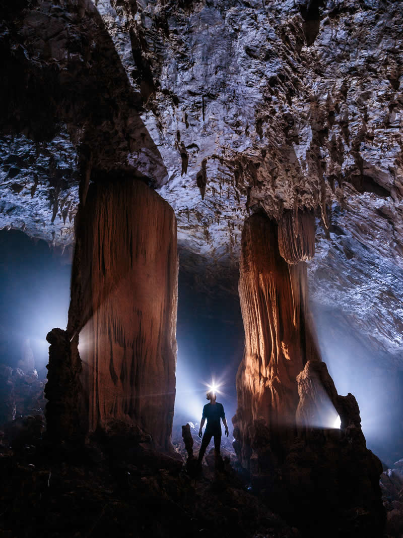 بهترین عکسهای سال ۲۰۲۵ از نگاه ویراستاران DPReview (۲۴ مورد برتر) برخورد نزدیک