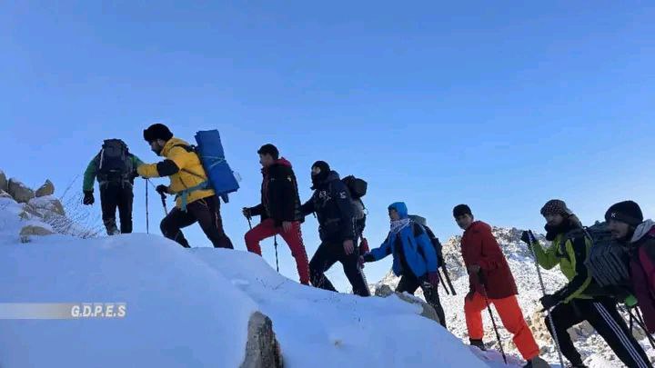 فتح زمستانی ارتفاعات خوگیانی توسط تیم کوهنوردی دیار سنایی غزنی