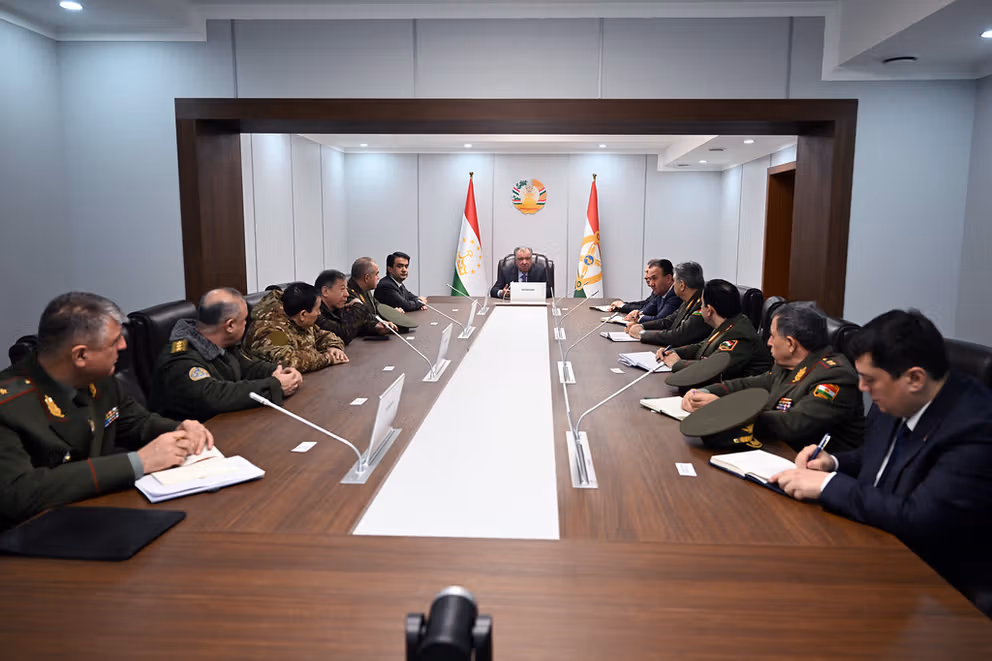 تاجیکستان تاسیسات نظامی در مرز با افغانستان افتتاح کرد