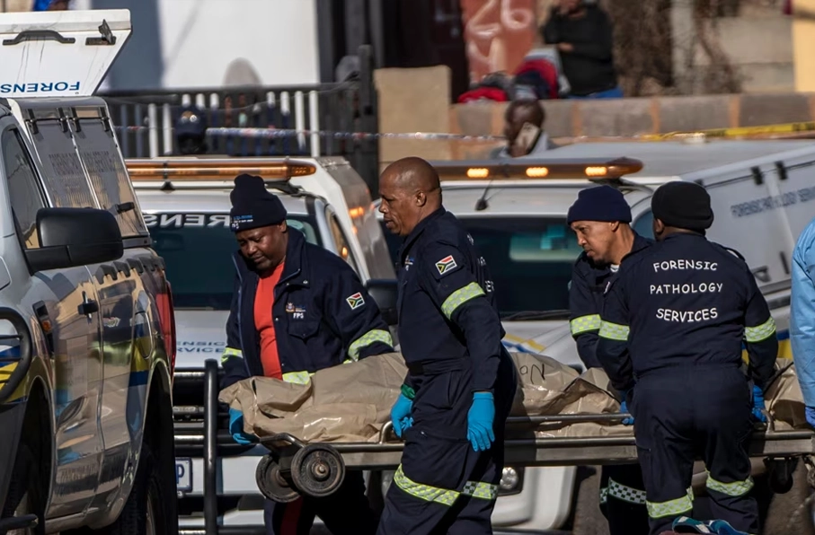 تیراندازی مرگبار در آفریقای جنوبی ۱۱ کشته و ۱۴ زخمی برجای گذاشت