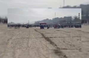 سر خط خبرها تصمیم طالبان برای تبدیل چمن حضوری کابل به بازار دست فروشان