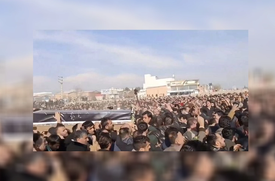 برگزاری مراسم تشیع جنرال سریع در تهران با حضور جمعیت گسترده مهاجران