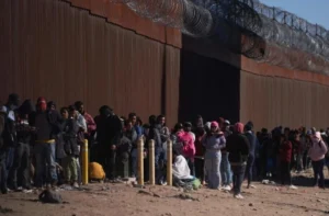 آمریکا: پناهجویان بازداشت‌شده باید ۵ هزار دالر جریمه پرداخت کنند