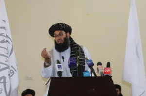 دانش بدون به قواعد اسلامی غیرضروری است