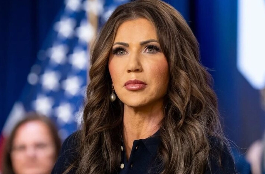 وزیر داخله امریکا خواستار ممنوعیت گسترده سفر مهاجران شد