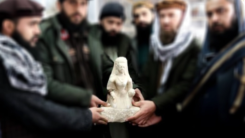 کشف مجسمه تاریخی ۲ هزار ساله ملکه بودایی در کاپیسا