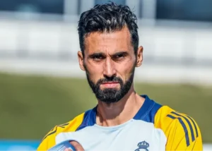 آلوارو آربلوا ملقب به مورینیوی کوچک مربی رئال مادرید شد