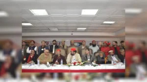 حزب ملی عوامی پاکستان خوستار بازگشایی مسیرهای تجاری با افغانستان شد