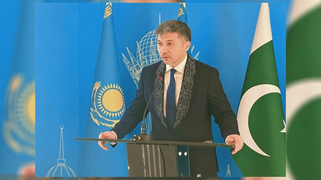 سفیر قزاقستان: افغانستان شریک ترانزیتی ماست، نه مانع