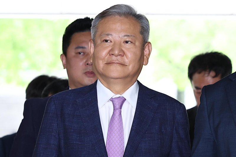 Former Minister of Interior of South Korea