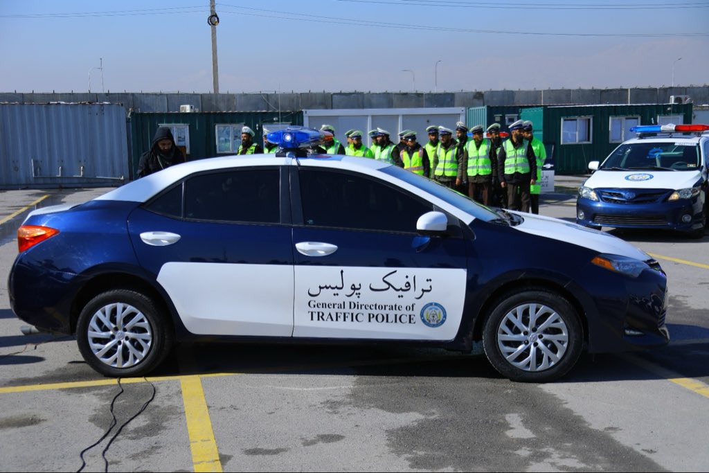 طالبان از توزیع موترهای جدید برای پولیس ترافیک خبر داد