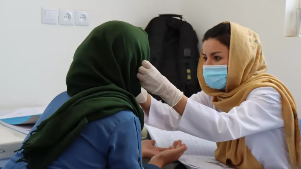 دسترسی زنان به خدمات صحی