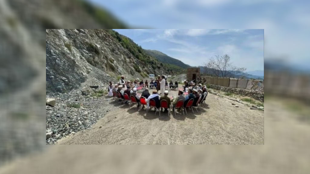 بزرگان قومی در کنر برای جلوگیری از حملات پاکستان جرگهی قومی برگزار کردند