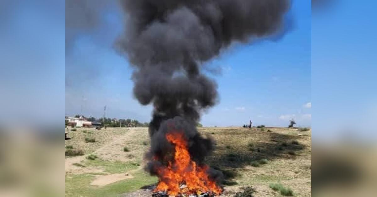 طالبان در خوست ده‌ها آله موسیقی و اشیای تصویردار را آتش زدند