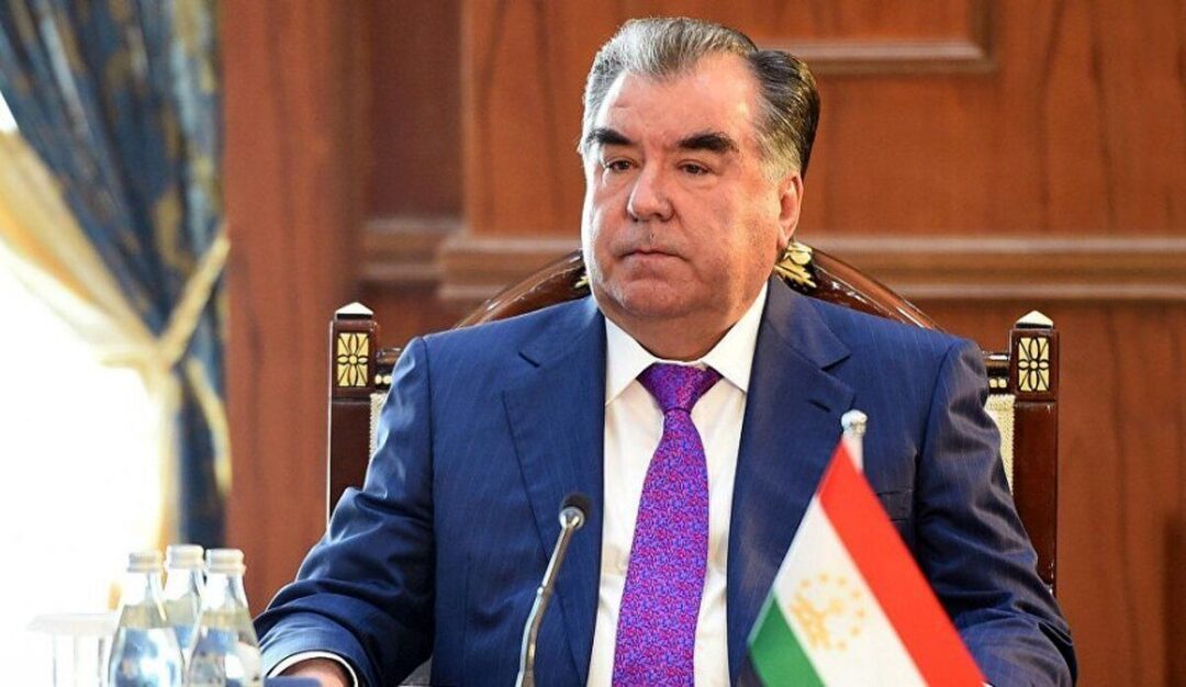 رئیس‌جمهور تاجیکستان خواستار بهبود آموزش «الفبای نیاکان» شد