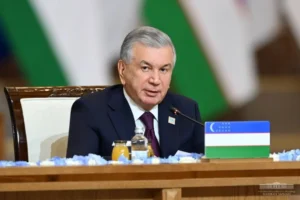 ازبیکستان بر پیشبرد خط آهن افغان - ترانس تاکید کرد