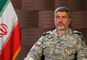 ارتش ایران: مسئولیت تردد در تنگه هرمز بر عهده ایران است