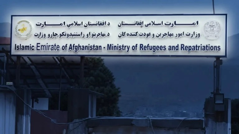 طالبان از تدوین پیش‌نویس قانون پناهندگی در افغانستان خبر داد