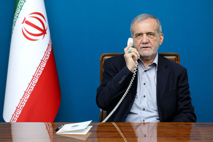 رییس جمهور ایران: از هر تصمیم رهبران فلسطینی در روند مذاکرات حمایت میکنیم