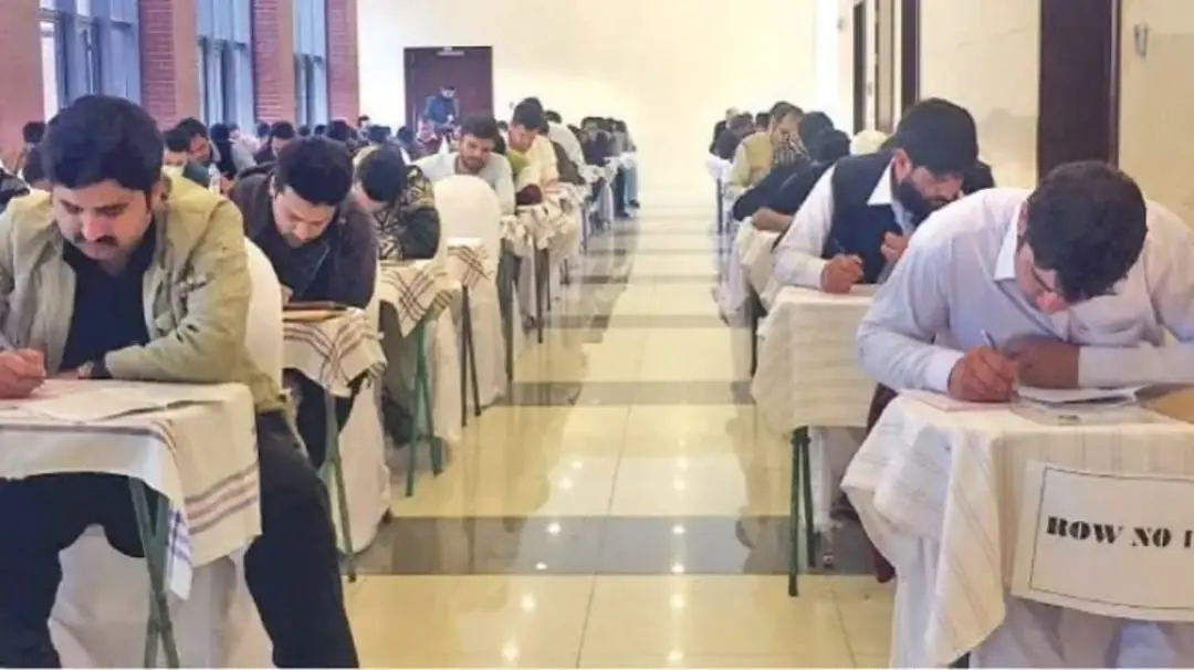 پاکستان تحصیل دانشجویان افغان در دانشگاه‌های طبی را متوقف کرد